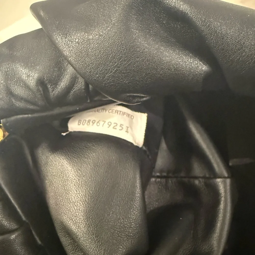 Bottega Veneta Black Leather Bag with Gold Chain - Picture 5 of 13